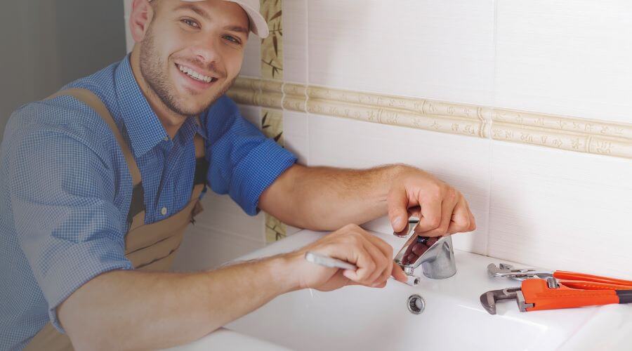 Professional clogged drains services in Vaughan, MS